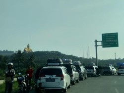 Tiket Pesawat Jakarta-Lampung Rp 4,2 Juta, Pemudik Ini Pilih Pakai Mobil