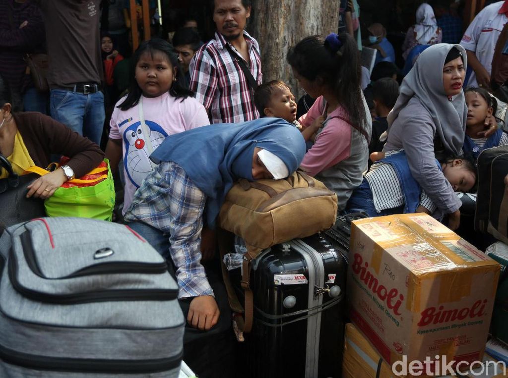 Sering Pusing dan Mual di Perjalanan Mudik? Ini Saran Dokter Sering Pusing dan Mual di Perjalanan Mudik? Ini Saran Dokter