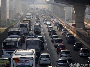 Evaluasi Macet Cikampek Saat Arus Balik, Angkutan Massal Ditambah Evaluasi Macet Cikampek Saat Arus Balik, Angkutan Massal Ditambah