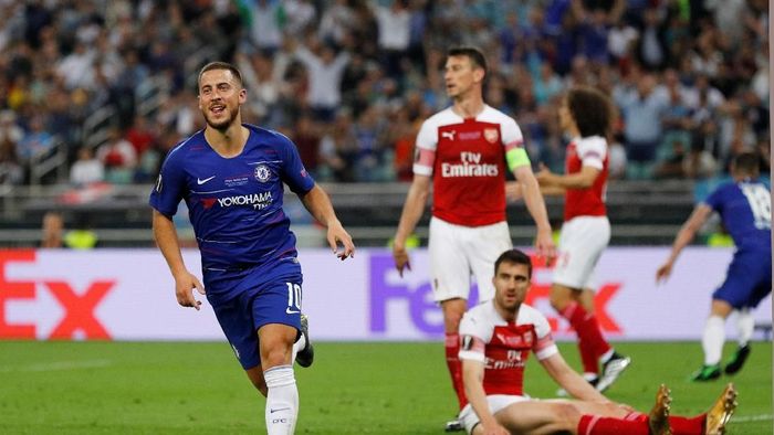 Eden Hazard bikin dua gol dan Chelsea menang 4-1 atas Arsenal (Phil Noble/Reuters)