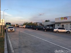 Dear Pemudik, Ada 4 Rest Area di Tol Jomo, Bisa Isi BBM Hingga e-Toll