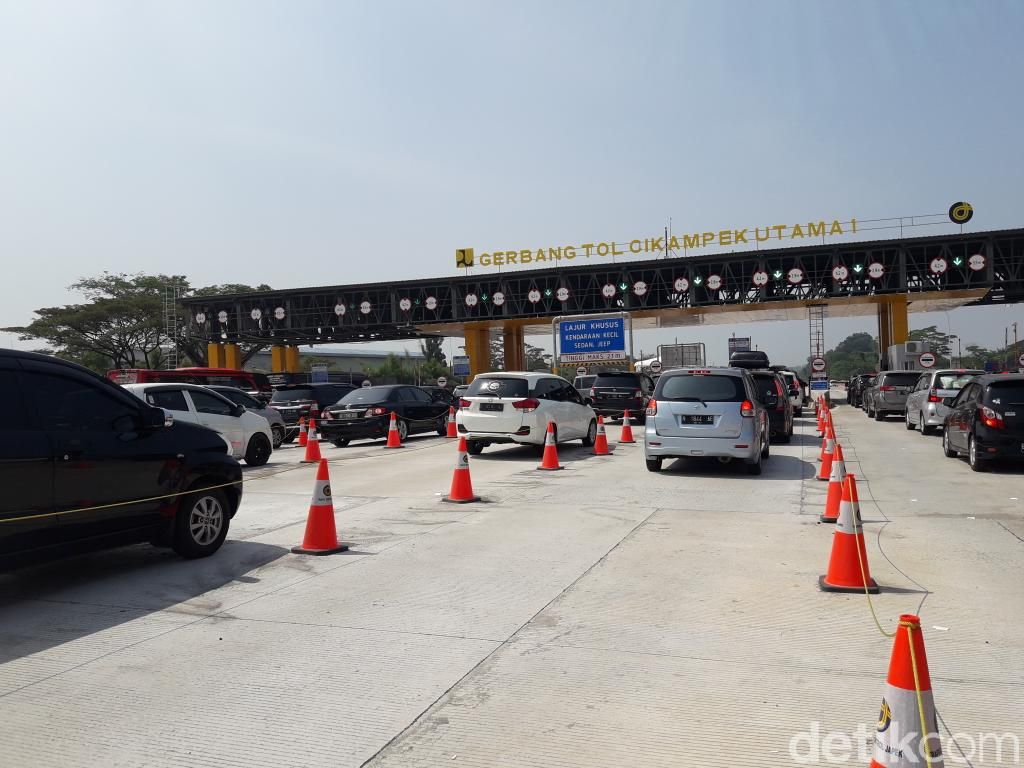 Tol Cipali Dibidik Dana Pensiun dari Kanada Tol Cipali Dibidik Dana Pensiun dari Kanada