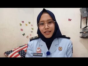 Senangnya Debby, Sipir Lulusan SMA Kini Kantongi Gaji Rp 5,9 Juta/Bulan Senangnya Debby, Sipir Lulusan SMA Kini Kantongi Gaji Rp 5,9 Juta/Bulan