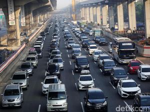 Waspadai Deep Vein Thrombosis, Lakukan Peregangan Berkala Saat Mudik Waspadai Deep Vein Thrombosis, Lakukan Peregangan Berkala Saat Mudik