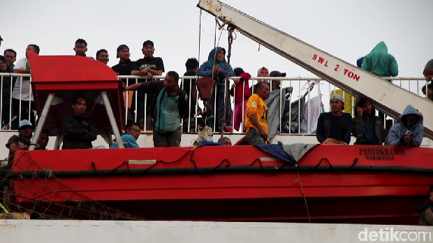 2 Malam di Top Deck Kapal Tanpa Penutup Demi Mudik ke Parepare