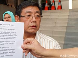 Relawan Polisikan Akun FB Rocky Gerung yang Tulis Jokowi Culas Relawan Polisikan Akun FB Rocky Gerung yang Tulis Jokowi Culas