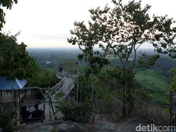Satu Lagi yang Hits di Yogyakarta: Puncak Sosok Bantul