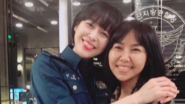 Yannie Kim dan Lee Ha Na