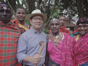 Ridwan Kamil Berbagi Keseruan di Wakanda Bareng Suku Maasai Ridwan Kamil Berbagi Keseruan di Wakanda Bareng Suku Maasai