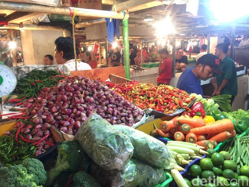 Harga Cabai Merah hingga Tomat Kompak Naik Jelang Lebaran Harga Cabai Merah hingga Tomat Kompak Naik Jelang Lebaran