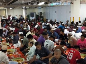 Masjid Pelayan Umat di Singapura Masjid Pelayan Umat di Singapura