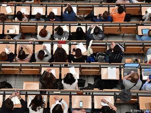 Ini Negara Terbaik bagi Imigran Berpendidikan Tinggi dan Mahasiswa