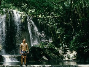 Pulau Moyo, Destinasi Wisata Diburu Turis Dunia, tapi Infrastruktur Payah