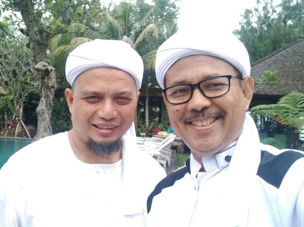 Kantongi Restu Istri, Arifin Ilham Sempat Ragu Berpoligami Kantongi Restu Istri, Arifin Ilham Sempat Ragu Berpoligami