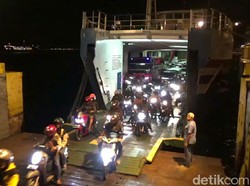 Polisi Antisipasi Gelombang Tinggi di Pelabuhan ASDP Ketapang
