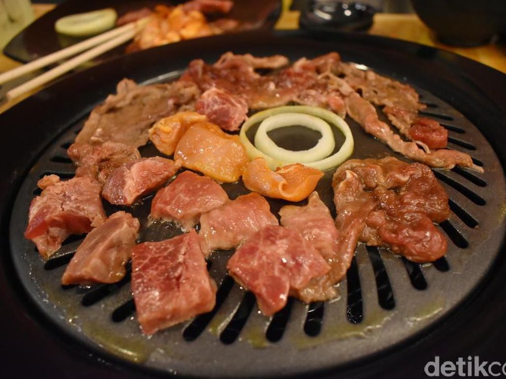 5 Tempat Makan Shabu-shabu dan Daging BBQ Murah Untuk Buka Puasa