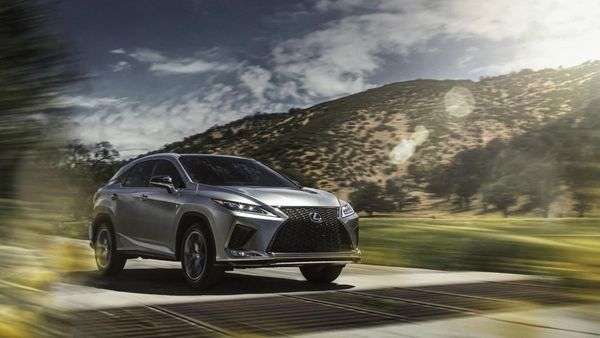 Wajah Baru Lexus RX yang Makin Gahar!