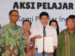 Kenalkan Budaya Menabung Sejak Dini, BCA Dukung Gerakan SimPel