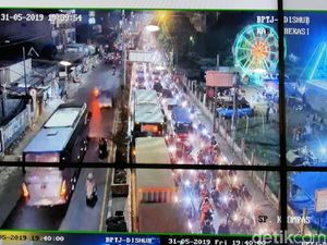 Kemenhub Prediksi Puncak Arus Mudik Terjadi Tengah Malam Nanti