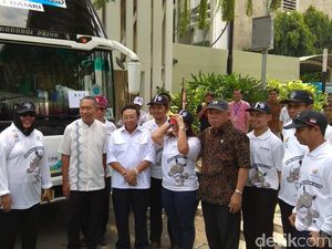Lepas 556 PNS Mudik, Basuki Ingatkan Upacara 1 Juni Lepas 556 PNS Mudik, Basuki Ingatkan Upacara 1 Juni