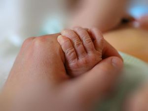 Ditinggal Sendiri oleh Orangtua, Wajah Bayi 3 Bulan Digerogoti Tikus Ditinggal Sendiri oleh Orangtua, Wajah Bayi 3 Bulan Digerogoti Tikus