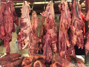 Jelang Lebaran, Harga Daging Sapi Sentuh Rp 140.000/Kg Jelang Lebaran, Harga Daging Sapi Sentuh Rp 140.000/Kg