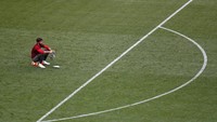 Untuk posisi penjaga gawang, Alisson tidak tergantikan. REUTERS/Sergio Perez.