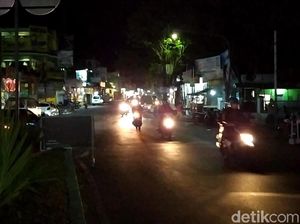 Nekat Mudik, Ratusan Kendaraan Diputar Balik di Perbatasan Garut