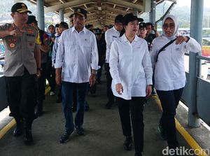 Tiga Menteri Jokowi Pantau Arus Mudik di Pelabuhan Merak