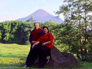 Foto: Mengenang Ani Yudhoyono dan Kegiatan Travelingnya Foto: Mengenang Ani Yudhoyono dan Kegiatan Travelingnya