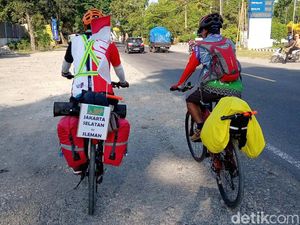 Dua Pemudik Ini Tempuh Perjalanan Jakarta-Yogya dengan Bersepeda Dua Pemudik Ini Tempuh Perjalanan Jakarta-Yogya dengan Bersepeda