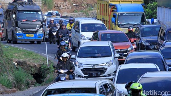 Jalur Nagreg Mulai Padat Merayap