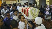 Detik-detik Jenazah Ani Yudhoyono Diterbangkan ke Jakarta