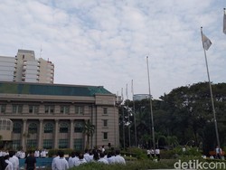 Tanpa Rini Soemarno, Pegawai Kementerian BUMN Upacara Hari Pancasila