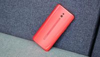 Penampilan Oppo Reno Coral yang Kece dan Menggoda