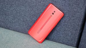 Penampilan Oppo Reno Coral yang Kece dan Menggoda