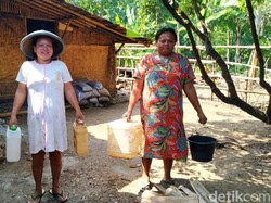 Puluhan Tahun Warga Pasir Baru Sukabumi Kesulitan Air Bersih