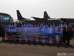 KSAU Lepas Prajurit dan Keluarga Mudik Naik Hercules