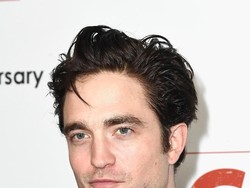 Christopher Nolan Komentari Peran Robert Pattinson Jadi Batman