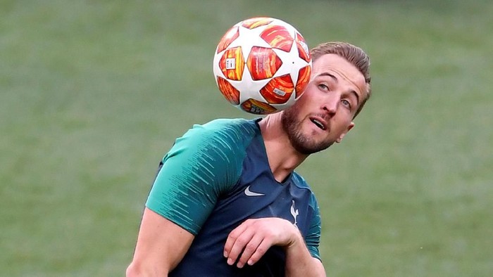 Soccer Football - Champions League Final - Tottenham Hotspur Training - Wanda Metropolitano, Madrid, Spain - May 31, 2019   Tottenhams Harry Kane during training   REUTERS/Toby Melville