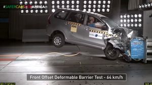 Wujud Avanza saat Diuji Tabrak