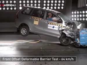 Wujud Avanza saat Diuji Tabrak