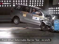 Toyota Avanza Dites Tabrak, Apa Hasilnya?