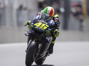 Valentino Rossi Akan Pensiun atau Dipensiunkan Yamaha?