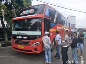 Alasan Mengapa Bus AKAP Ditempeli Stiker Jumbo