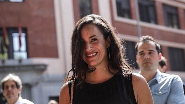Potret Cantik Calon Walikota Madrid yang Mirip Meghan Markle