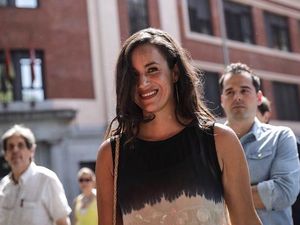 Potret Cantik Calon Walikota Madrid yang Mirip Meghan Markle Potret Cantik Calon Walikota Madrid yang Mirip Meghan Markle