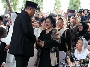 Momen-momen SBY-Megawati Salaman