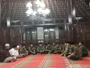 Mantan Rekan AHY di Militer Tahlilan untuk Bu Ani di Cikeas