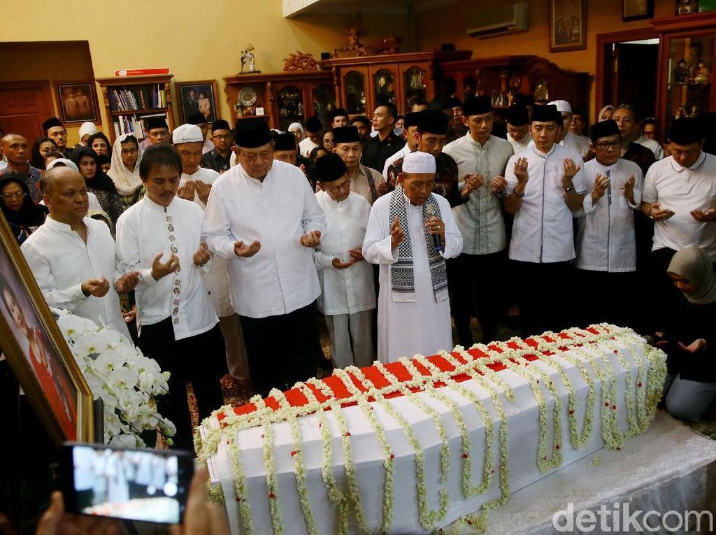 Ibas Cerita Momen Ani Yudhoyono Sampaikan I Just Want to Go Home Ibas Cerita Momen Ani Yudhoyono Sampaikan I Just Want to Go Home